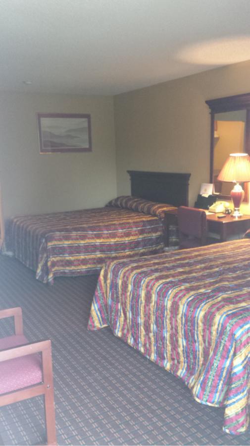 Sunbelt Lodge Motel Abbeville Room photo
